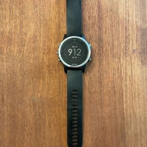 Garmin Fenix 5s black